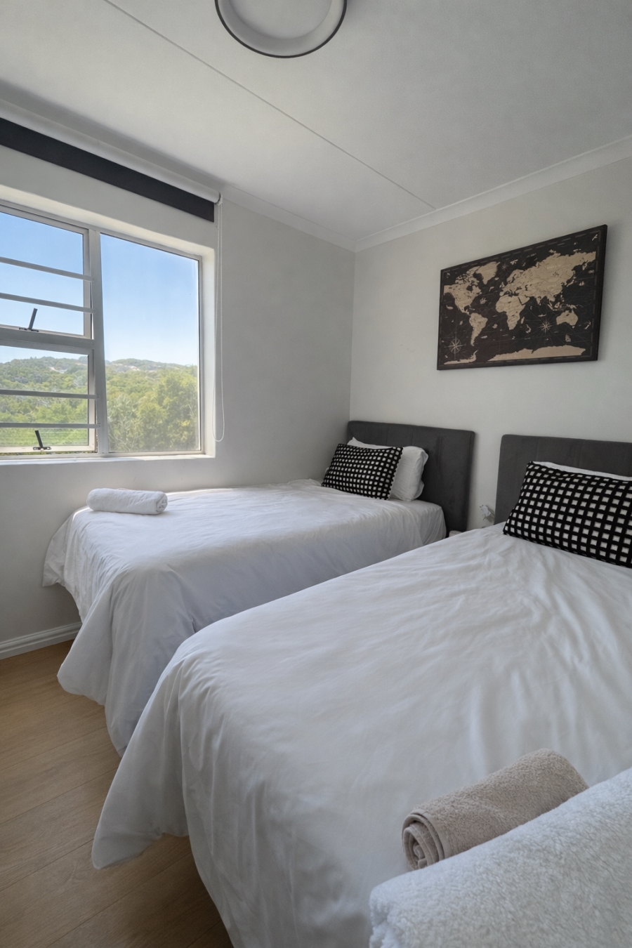 To Let 2 Bedroom Property for Rent in Big Bay Western Cape